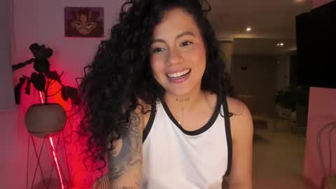Snapshot of daniela_arenas chatting on 15, 1, 2025 daniela_arenas online show from 15, 1, 2025