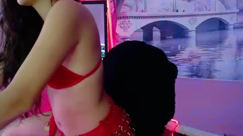 danielarivasth online show from 2, 1, 2025
