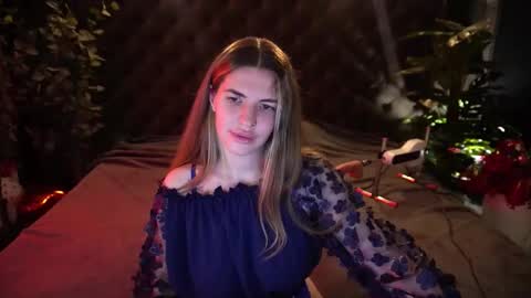 Snapshot of danielareign chatting on 3, 3, 2026 danielareign online show from 3, 3, 2026
