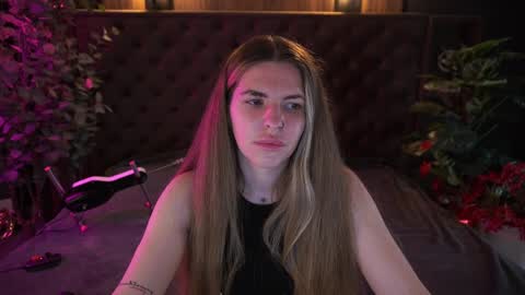 Snapshot of danielareign chatting on 2, 4, 2026 danielareign online show from 2, 4, 2026