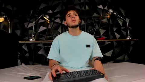 DANIEL online show from 6, 1, 2025