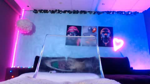 AIDA online show from 4, 12, 2024