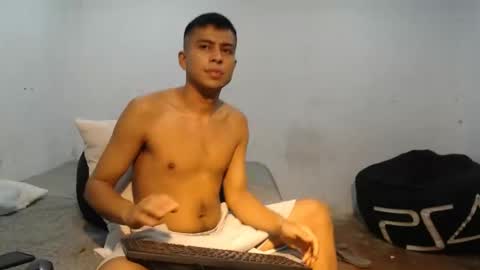 Snapshot of danielitopapii chatting on 6, 12, 2024 danielitopapii online show from 6, 12, 2024