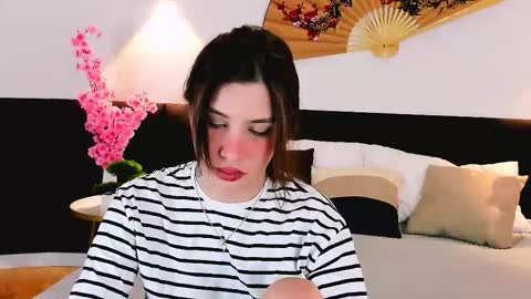 danielle_eddwards online show from 24, 3, 2026