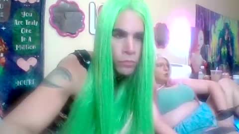Snapshot of danielleravynn chatting on 4, 5, 2026 Danielle Raven online show from 4, 5, 2026