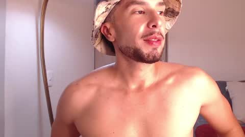 Daniel Santos online show from 4, 6, 2026