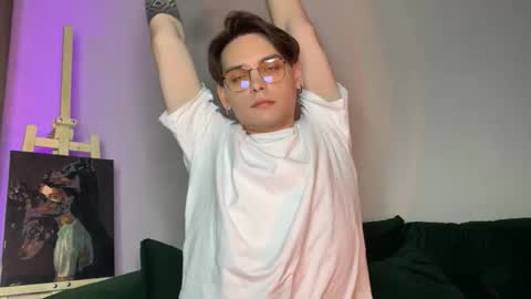 Snapshot of danieltuckerr chatting on 29, 10, 2025 danieltuckerr online show from 29, 10, 2025