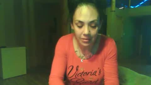 Snapshot of danifunderburg86 chatting on 4, 2, 2025 DaniLove online show from 4, 2, 2025