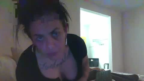 Snapshot of danifunderburg86 chatting on 13, 2, 2025 DaniLove online show from 13, 2, 2025