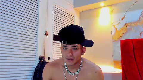 Snapshot of danii_scot chatting on 16, 10, 2025 Dani online show from 16, 10, 2025