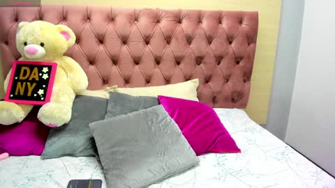 DaniiBelluci  online show from 13, 1, 2025