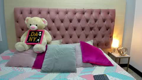 Snapshot of daniibelluci chatting on 2, 10, 2025 DaniiBelluci  online show from 2, 10, 2025