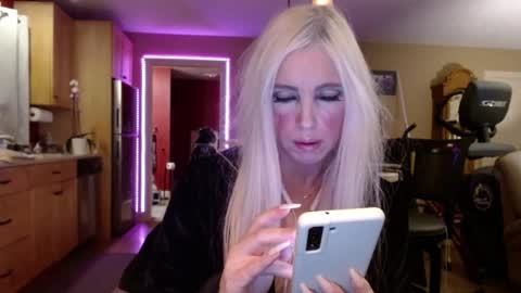 DanikaWhite69 online show from 4, 2, 2025