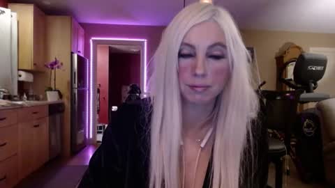 DanikaWhite69 online show from 11, 2, 2025