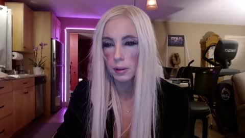 DanikaWhite69 online show from 11, 3, 2025