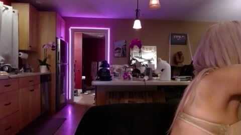 Snapshot of danikawhite69 chatting on 20, 10, 2025 DanikaWhite69 online show from 20, 10, 2025