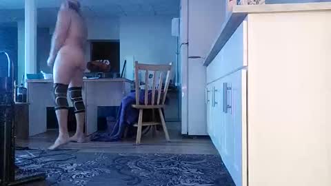 Snapshot of danimal5000 chatting on 3, 11, 2025 danimal5000 online show from 3, 11, 2025