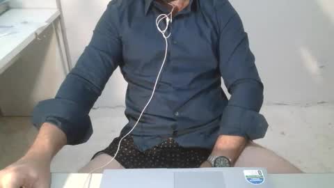 Dani Oli online show from 26, 11, 2025