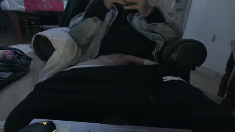 Snapshot of danipeubaix chatting on 18, 2, 2026 alex19cm online show from 18, 2, 2026