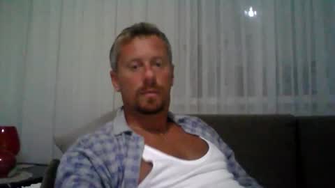 Snapshot of danisami12345 chatting on 27, 9, 2025 daniel online show from 27, 9, 2025