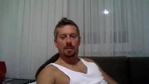 Snapshot of danisami12345 chatting on 15, 11, 2025 daniel online show from 15, 11, 2025