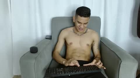 danisex_1 online show from 22, 4, 2026