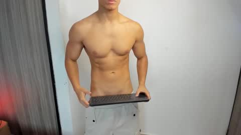 Snapshot of danisus chatting on 16, 9, 2025 Danisus online show from 16, 9, 2025