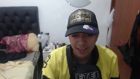 Snapshot of danivoyeur21 chatting on 3, 2, 2026 daniel segura online show from 3, 2, 2026