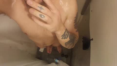 Snapshot of dankfuckcouple chatting on 8, 1, 2026 dankfuckcouple online show from 8, 1, 2026