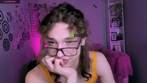 dann foxy online show from 2, 11, 2025