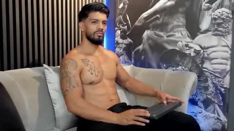 Snapshot of dann_saenz chatting on 30, 12, 2024 Dann saenz online show from 30, 12, 2024