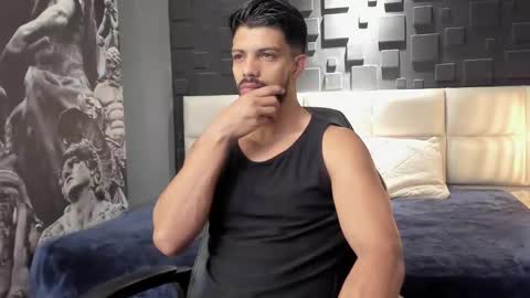 Snapshot of dann_saenz chatting on 12, 1, 2025 Dann saenz online show from 12, 1, 2025