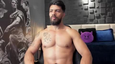 Snapshot of dann_saenz chatting on 18, 1, 2025 Dann saenz online show from 18, 1, 2025