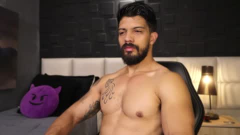 Snapshot of dann_saenz chatting on 17, 2, 2025 Dann saenz online show from 17, 2, 2025