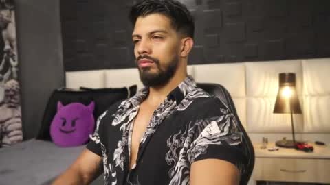 Snapshot of dann_saenz chatting on 24, 2, 2025 Dann saenz online show from 24, 2, 2025