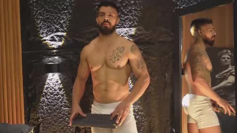 Snapshot of dann_saenz chatting on 7, 10, 2025 Dann saenz online show from 7, 10, 2025