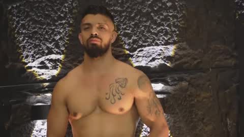 Snapshot of dann_saenz chatting on 11, 10, 2025 Dann saenz online show from 11, 10, 2025