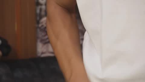 Snapshot of dann_saenz chatting on 17, 10, 2025 Dann saenz online show from 17, 10, 2025