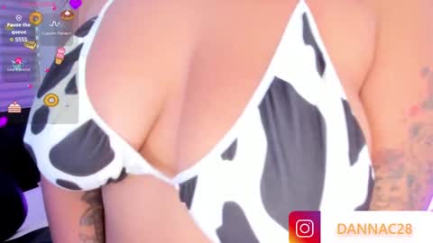 Danna online show from 1, 2, 2025