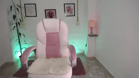 Danna online show from 8, 5, 2026