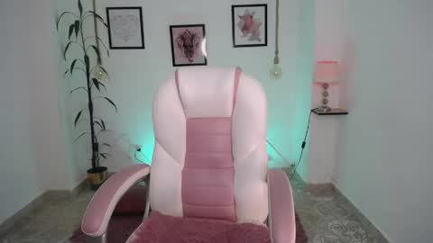 Danna online show from 13, 5, 2026