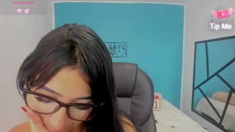 Danna online show from 3, 6, 2026