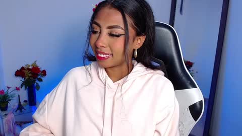 Snapshot of danna_schmidt23 chatting on 24, 1, 2025 Danna online show from 24, 1, 2025