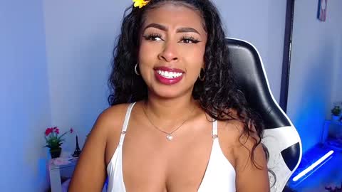 Snapshot of danna_schmidt23 chatting on 7, 2, 2025 Danna online show from 7, 2, 2025