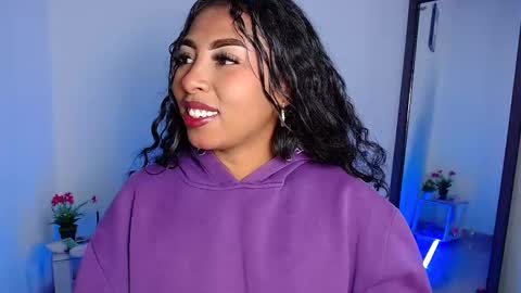 Snapshot of danna_schmidt23 chatting on 4, 3, 2025 Danna online show from 4, 3, 2025
