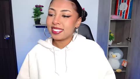 Snapshot of danna_schmidt23 chatting on 30, 11, 2025 Danna online show from 30, 11, 2025