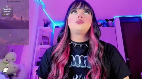 Snapshot of dannadolls chatting on 23, 3, 2026 dannadolls online show from 23, 3, 2026