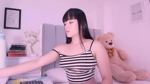 Insta DannaBlueX  online show from 19, 5, 2026
