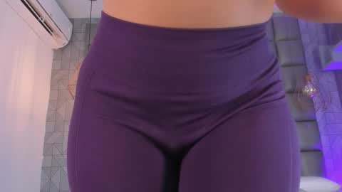 Danna online show from 25, 11, 2025