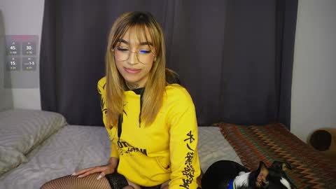 Snapshot of dannielle_ chatting on 7, 2, 2025    online show from 7, 2, 2025